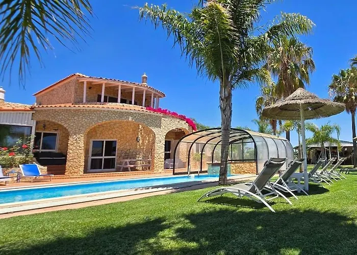 Villa Ania - Private Villa With Pool&Jacuzzi, 16 To 40 Pax